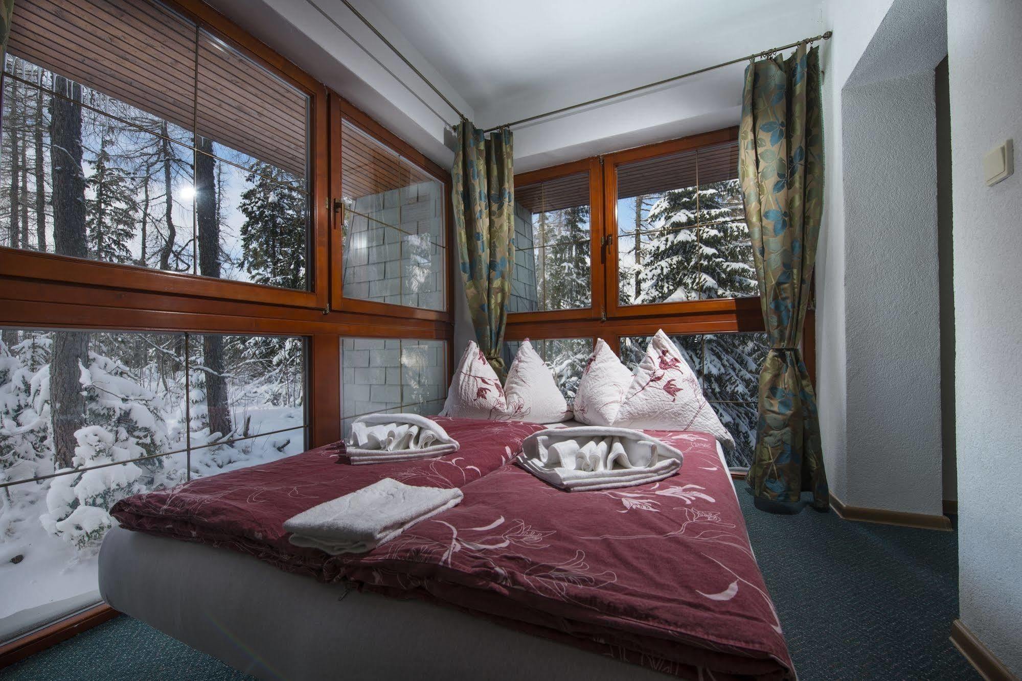 Penzion Pleso Štrbské Pleso Exteriör bild